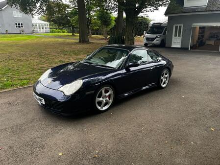PORSCHE