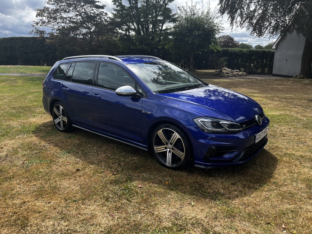 2017 Volkswagen GOLF
